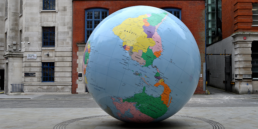 upside down globe. LSE London, source: Geoff Henson, Acirema in Flickr https://www.flickr.com/photos/croydonclicker/51296010398/in/photolist-2m9RsLo-2m8VjC2-2n5Z3oQ-2n66CQA-r8L1JL-xGB58U-wLyUBD-w4CjCK-wHTdgJ-x1TL7q
